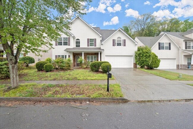 Photo - 5 Bedroom in Buford. Great School House