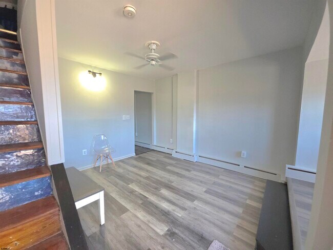 Foto del edificio - 216 New Jersey Ave