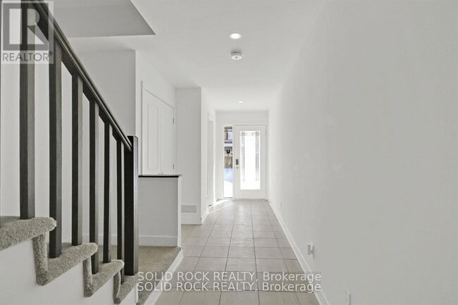 Building Photo - 574 Tahoe Hts