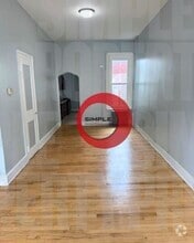 Building Photo - 1048 Chestnut St