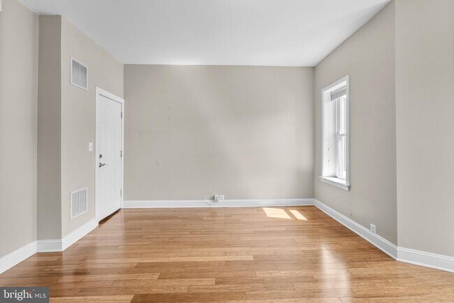 Foto del edificio - 1932 15th St NW