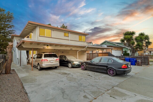 Foto del edificio - 645-647 S 29th St