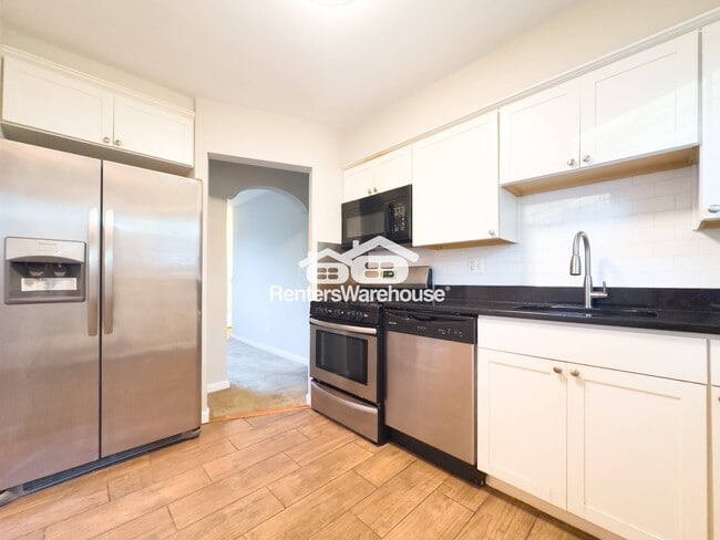 Foto del edificio - 709 Sheridan St