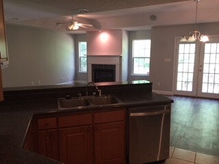 Foto principal - 100 Leighton Dr