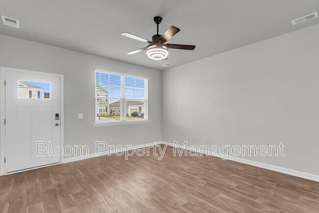 Foto del edificio - 411 Broad Elm Wy