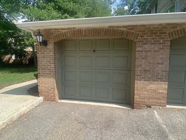 Building Photo - 11D Heritage Dr