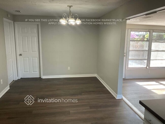 Building Photo - 1830 N Keene Rd