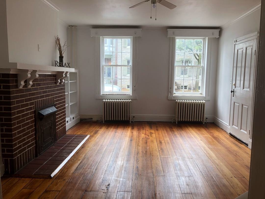Primary Photo - 271 W Patrick St