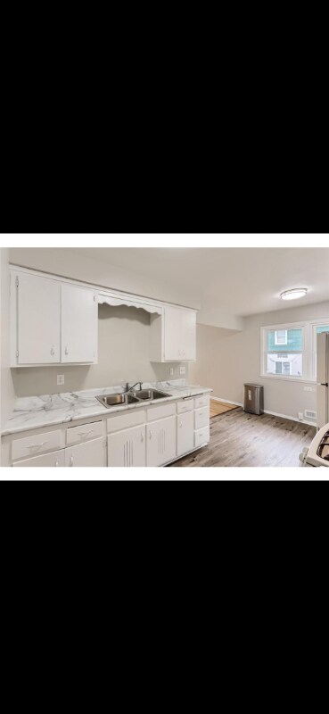 Building Photo - 4310 3rd St NE