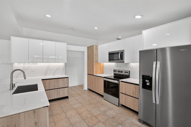 Foto del edificio - 14300 SW 152nd Pl