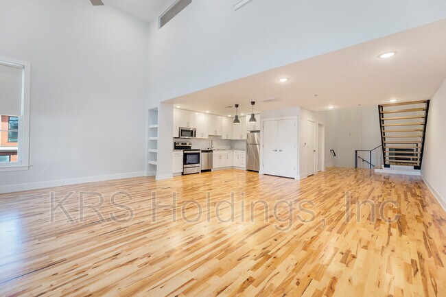 Foto del edificio - 306 N Road St