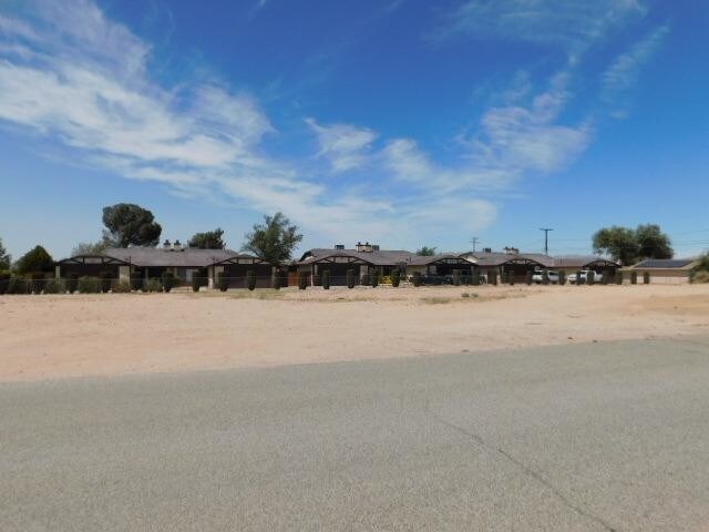 Building Photo - 13077 Navajo Rd