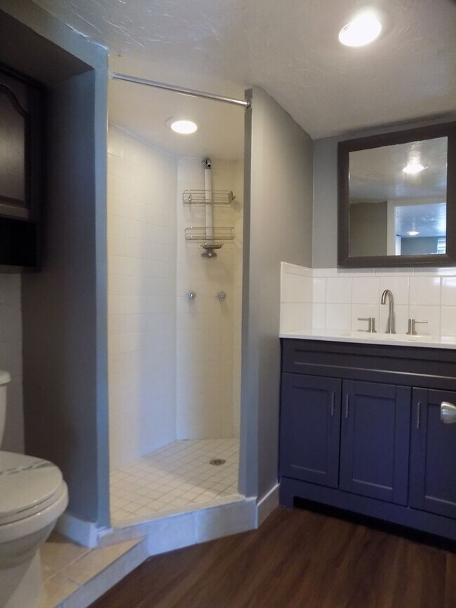 Foto del edificio - 1 Bedroom 1 Bathroom Apartment For Rent at 673 W. Osceola Street Unit A Clermont, Fl. 34711