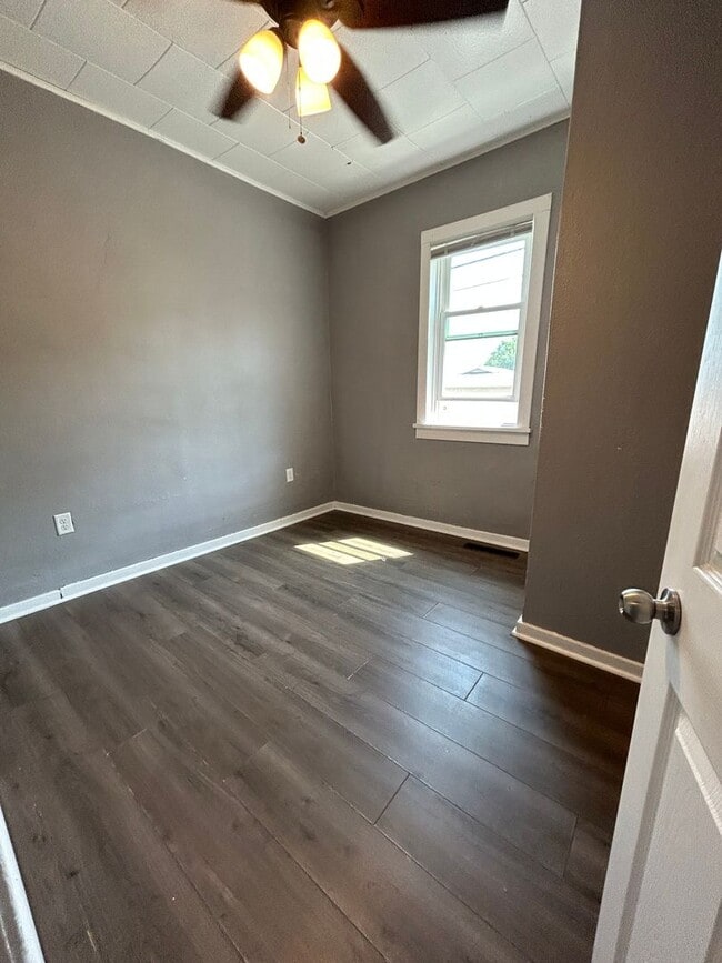 Foto del edificio - 1701 Onalaska Ave