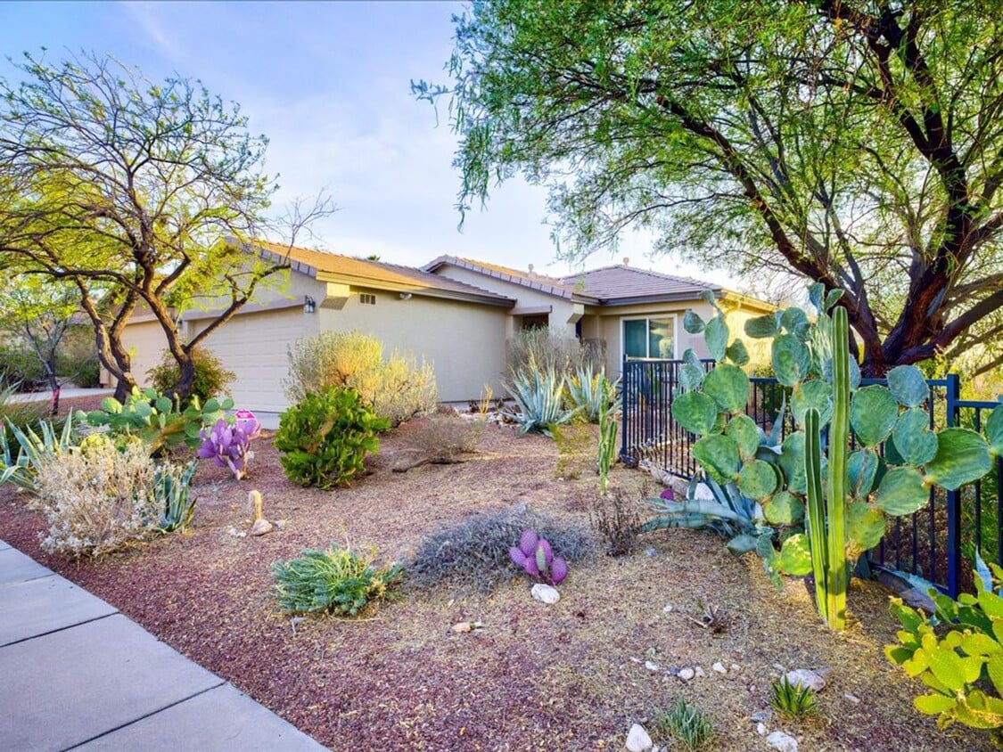 3 Bedroom 2 Bathroom - 3 Bedroom 2 Bathroom