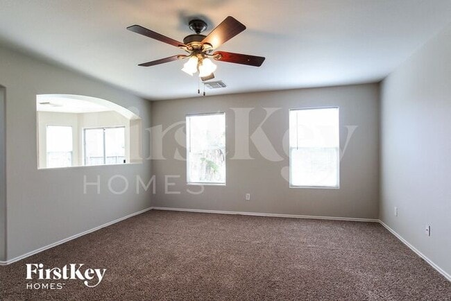 Building Photo - 402 Mystic Trail Loop