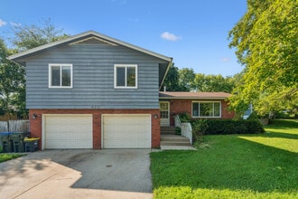 Building Photo - 923 Talwrn Ct