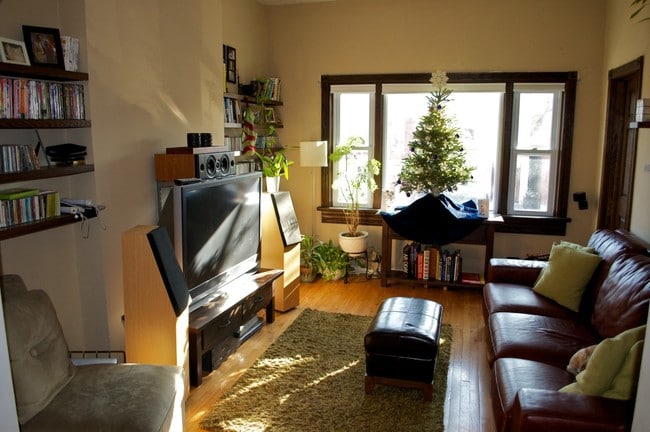 Living Room - 2246 W Erie St