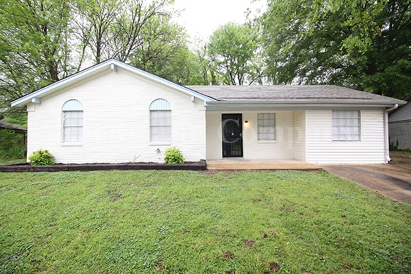 Primary Photo - 6765 Camelot Rd