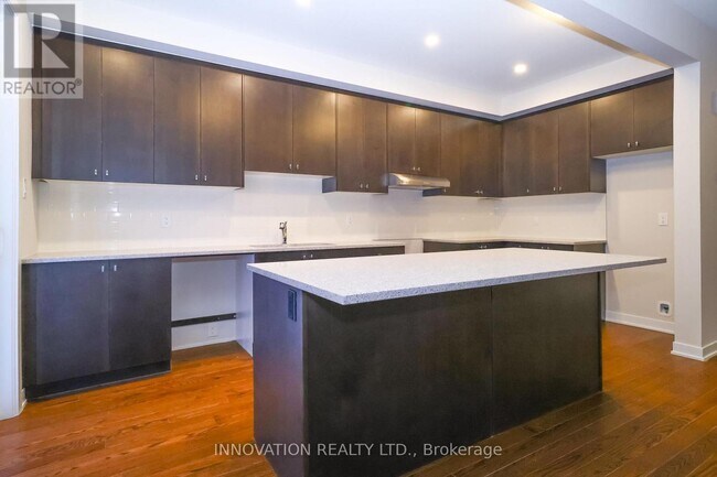 Building Photo - 734 Tincture Pl
