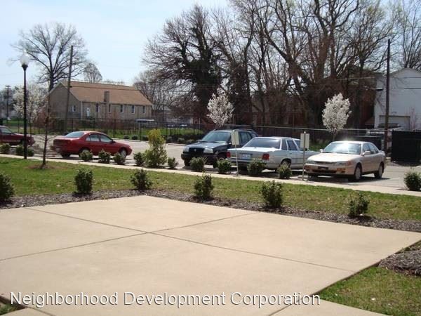 Building Photo - 2132 Rowan St