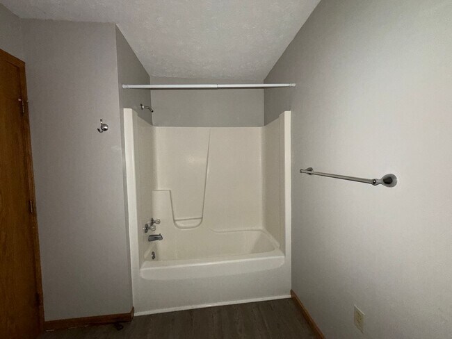 Foto del edificio - Southwood Dr SW - 782-784