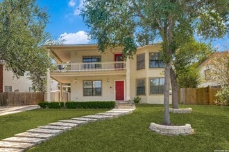 Building Photo - 5230 Ebony Dr