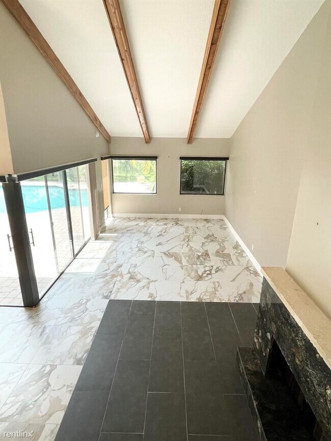 Building Photo - 3 br, 3 bath House - 6448 Sweet Maple Ln