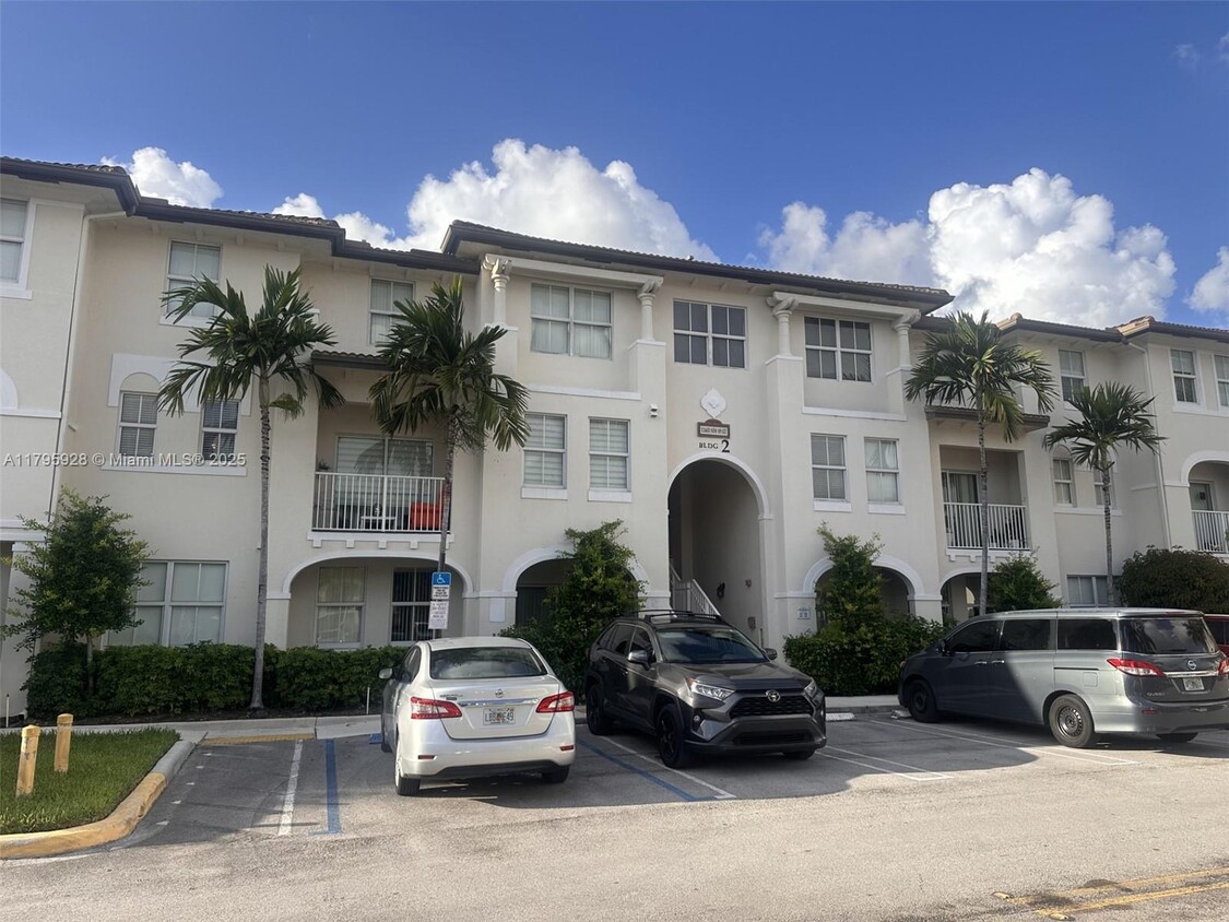 Foto principal - 11603 NW 89th St