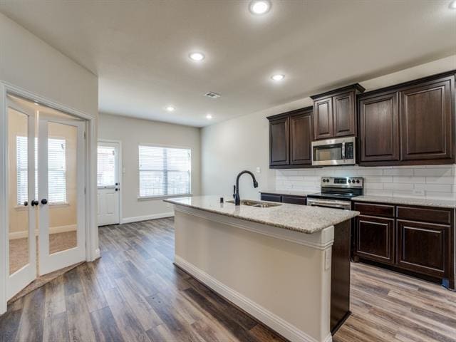 Building Photo - 6809 Topaz Dr