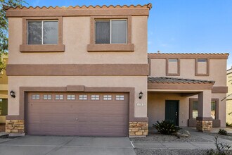 Building Photo - 1711 E Megan Dr