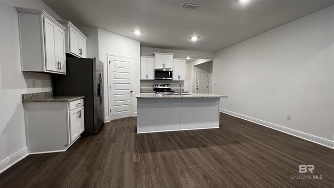 Building Photo - 13264 Shoshoney Cir