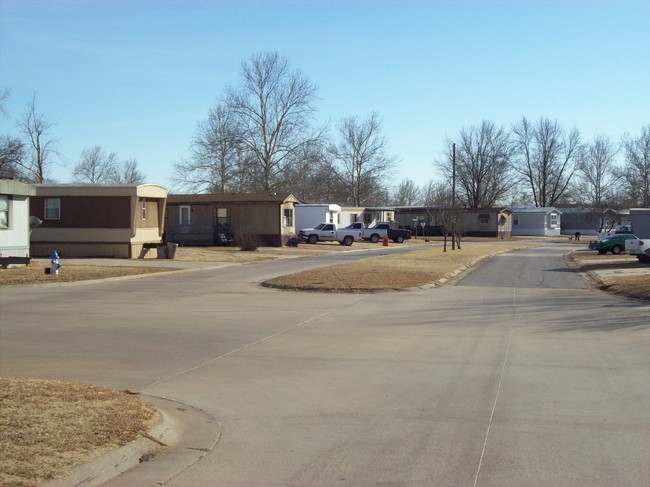 Foto del edificio - Parkwest Mobile Home Park