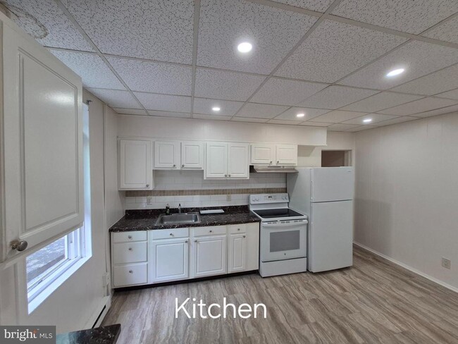 Foto del edificio - 1450 E 6th St