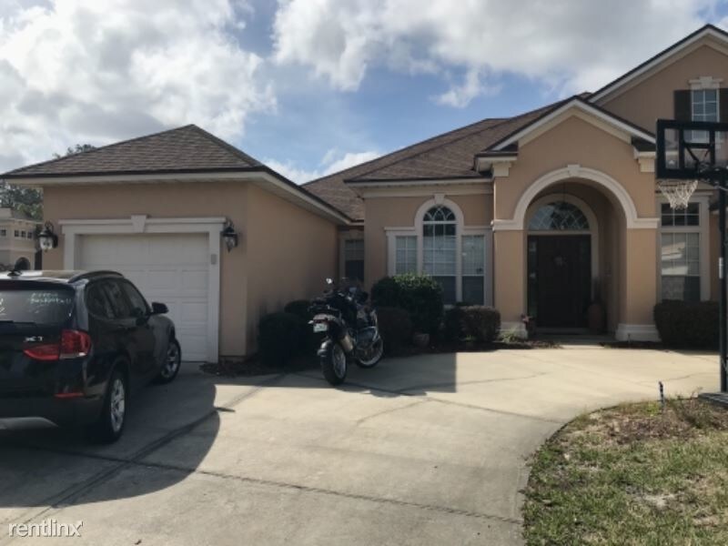 Building Photo - 2215 Autumn Cove Cir