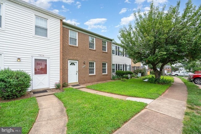 Building Photo - 7624 Wedgewood Dr
