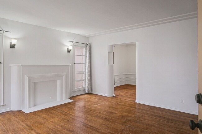 Foto del edificio - 641 S Burnside Ave