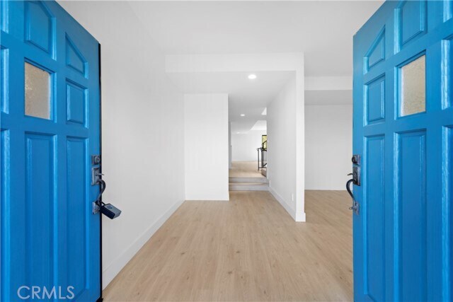 Building Photo - 799 Barracuda Way