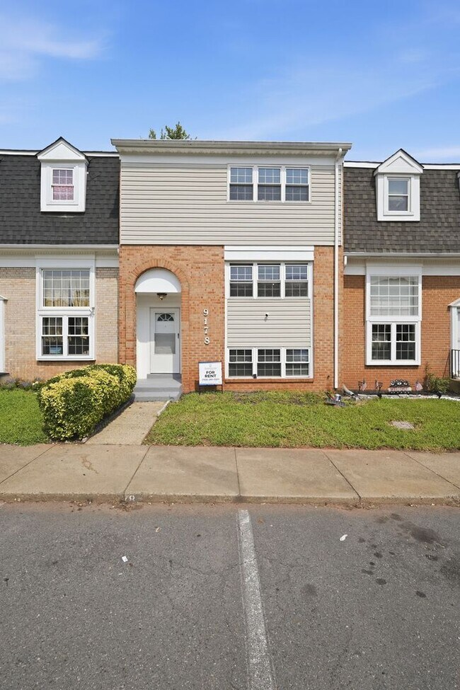 Photo - 9178 Laurelwood Court Townhome