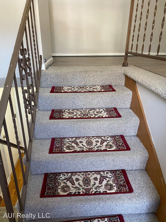 Foto del edificio - 3 br, 1.5 bath House - 13613 Cambridge Avenue