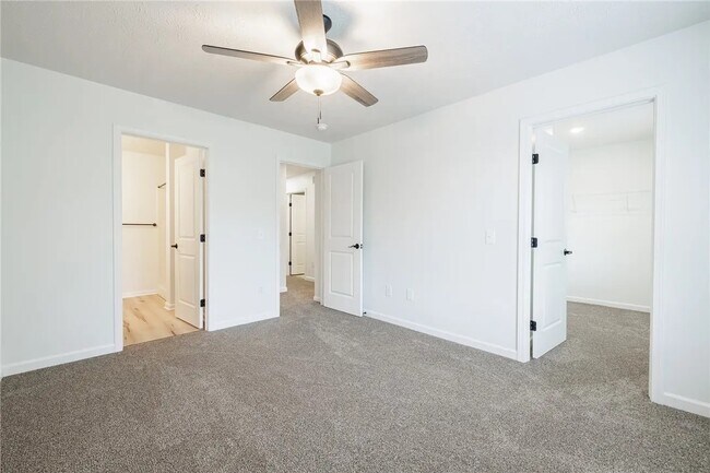 Foto del edificio - 32 Durant Pl