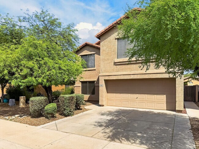 Foto del edificio - 850 E Beargrass Pl