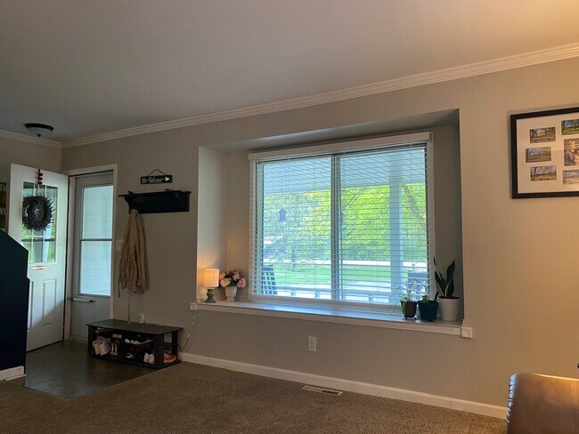 Sala de estar - 4602 Vettelson Rd