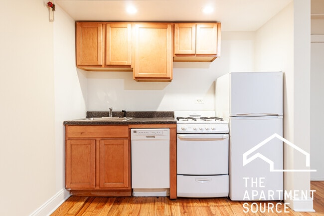 Photo - 540 W Wellington Ave Apartment