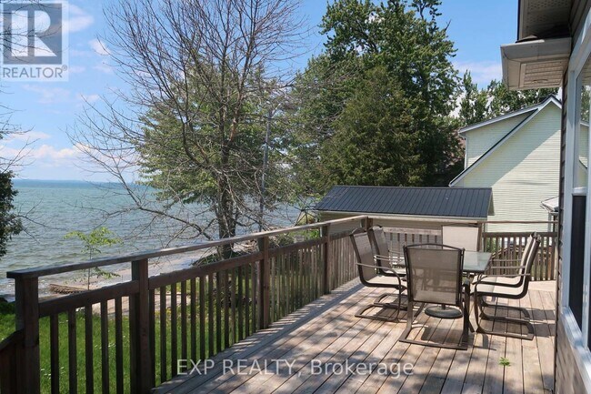 Photo du bâtiment - 2674 Lakeshore Dr