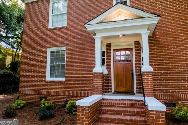 Foto del edificio - 111 E Screven St