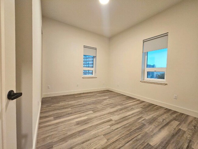 Foto del edificio - 55 Washington St