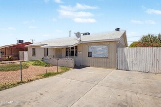 Building Photo - 5828 N 63rd Dr
