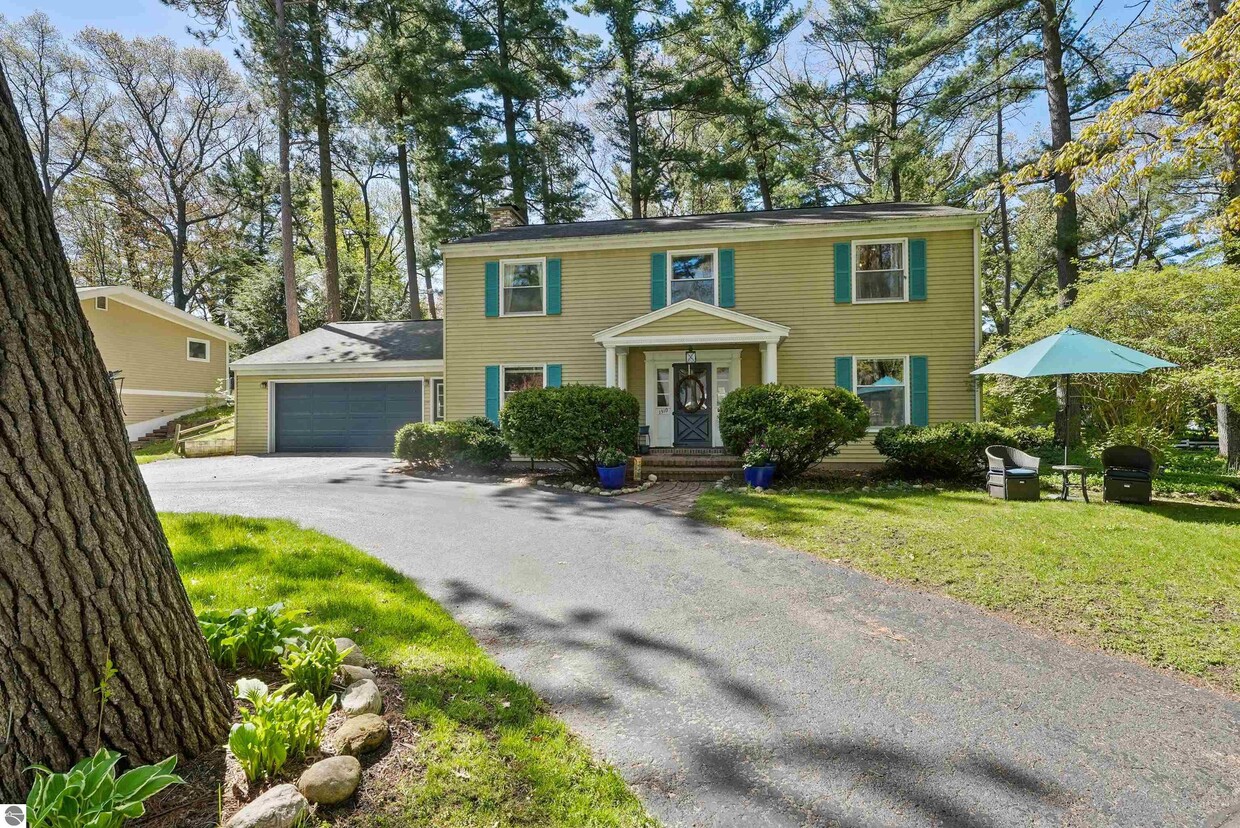 Foto principal - 1310 Peninsula Ct