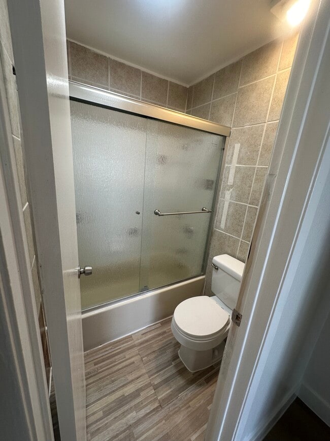 Foto del edificio - 21801 Roscoe Blvd